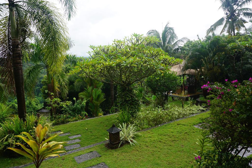 Gunung Paradis Retreat Munduk Buitenkant foto